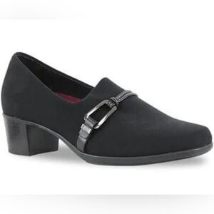 Munro Cindii 11- Size 10w